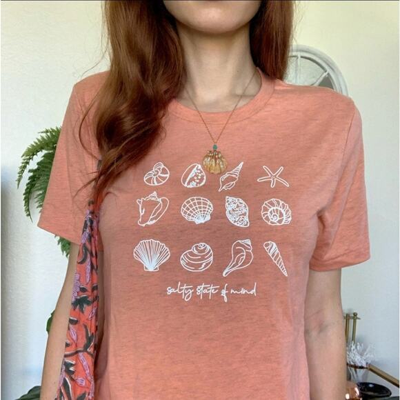 Handmade Women's Peach Beach Seashell Graphic T Shirt Burnout Size Medium - Picture 3 of 7